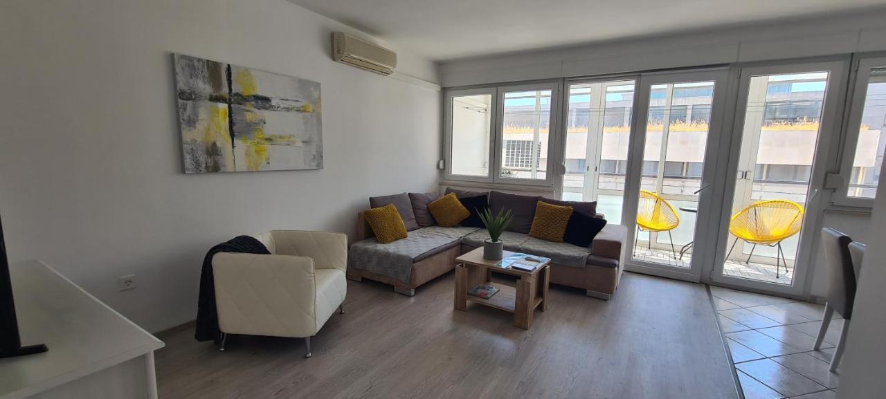 Apartment Dominis Split Exteriör bild