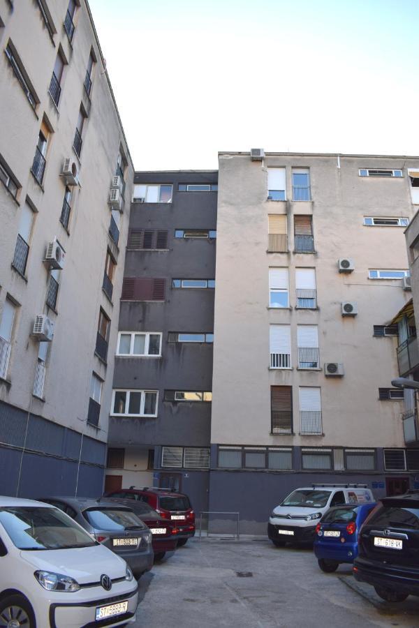 Apartment Dominis Split Exteriör bild